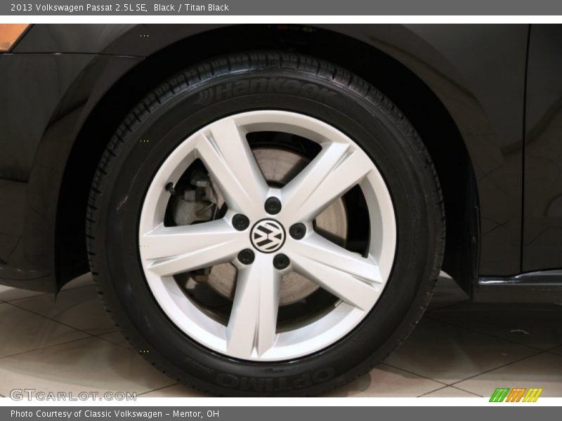 Black / Titan Black 2013 Volkswagen Passat 2.5L SE