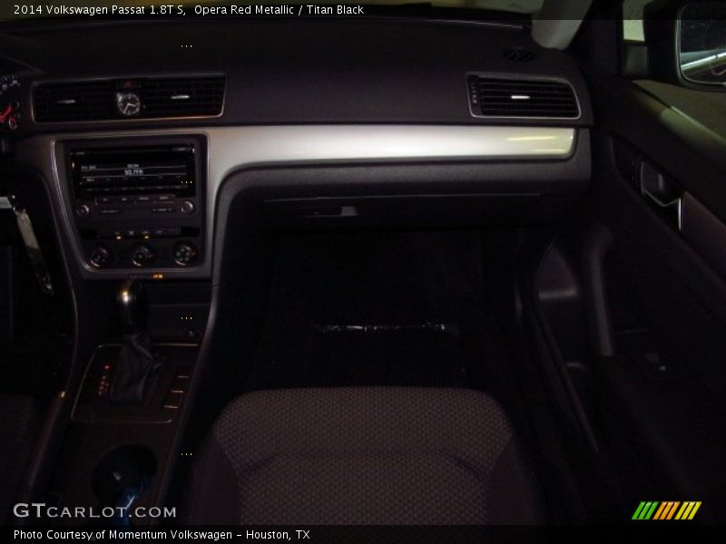 Opera Red Metallic / Titan Black 2014 Volkswagen Passat 1.8T S