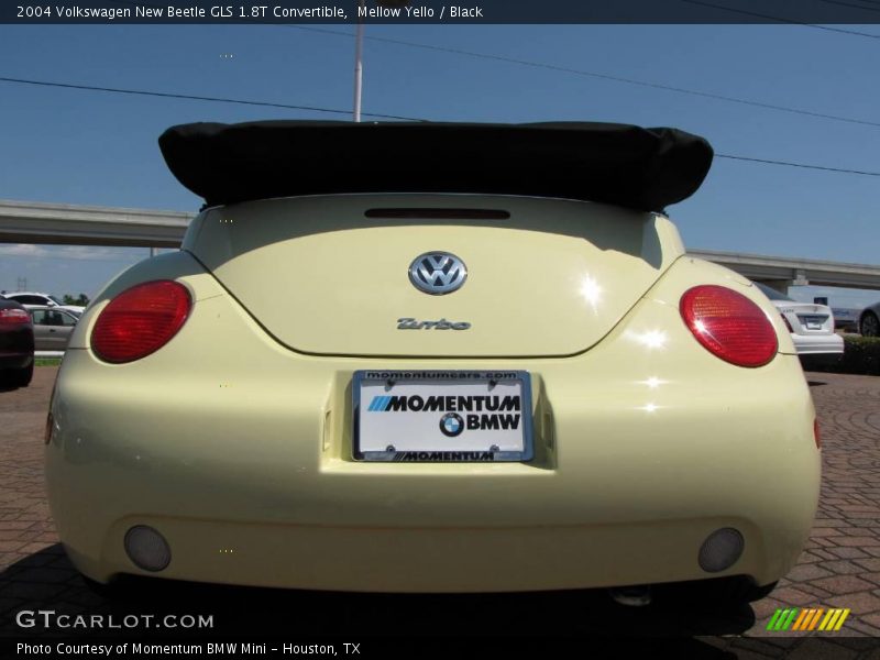 Mellow Yello / Black 2004 Volkswagen New Beetle GLS 1.8T Convertible