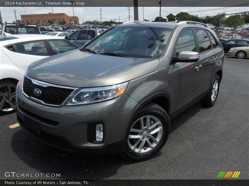 Titanium Silver / Gray 2014 Kia Sorento LX