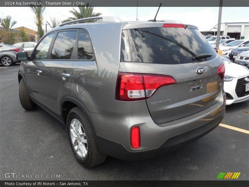 Titanium Silver / Gray 2014 Kia Sorento LX