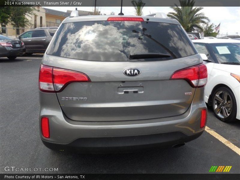 Titanium Silver / Gray 2014 Kia Sorento LX