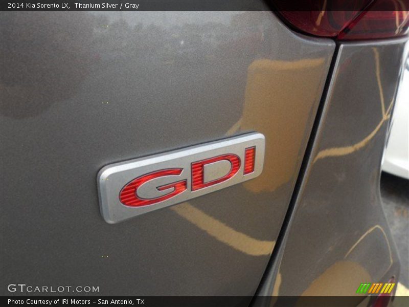 Titanium Silver / Gray 2014 Kia Sorento LX