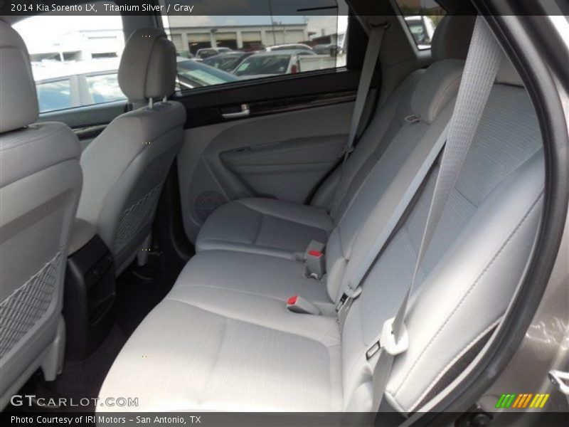 Titanium Silver / Gray 2014 Kia Sorento LX