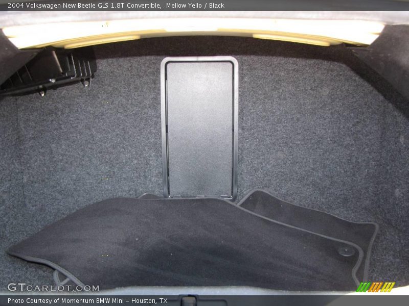 Mellow Yello / Black 2004 Volkswagen New Beetle GLS 1.8T Convertible