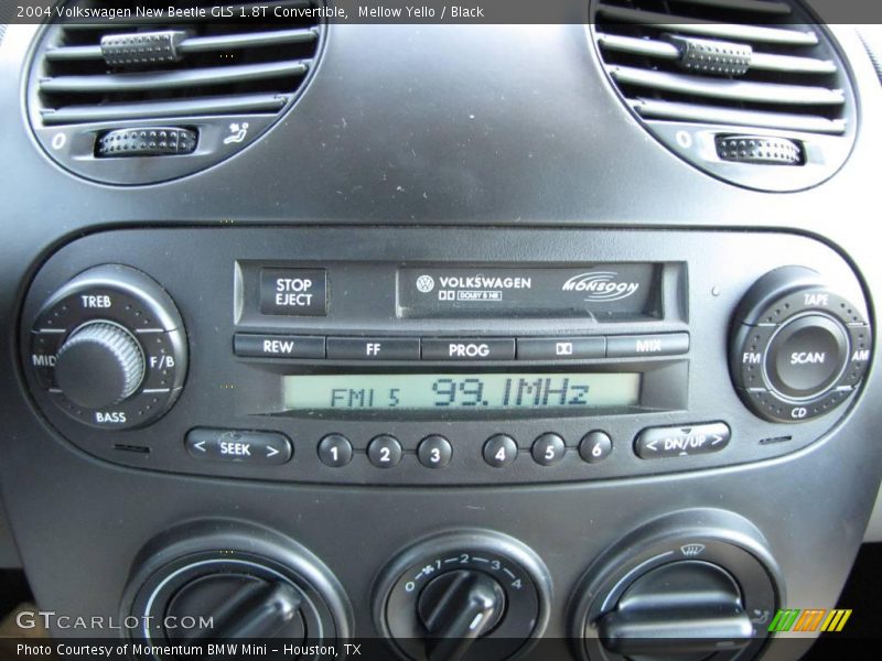 Mellow Yello / Black 2004 Volkswagen New Beetle GLS 1.8T Convertible