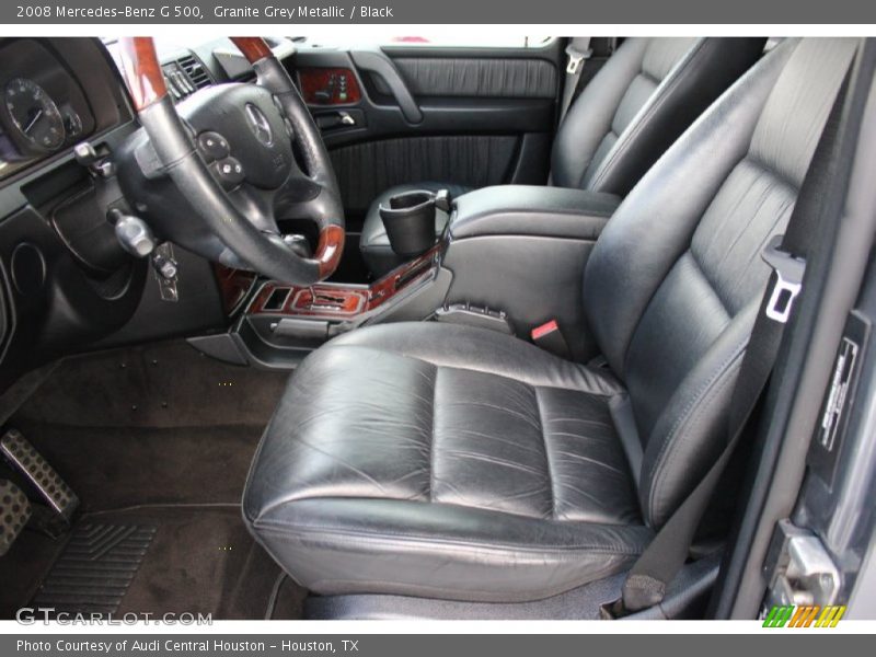 Front Seat of 2008 G 500