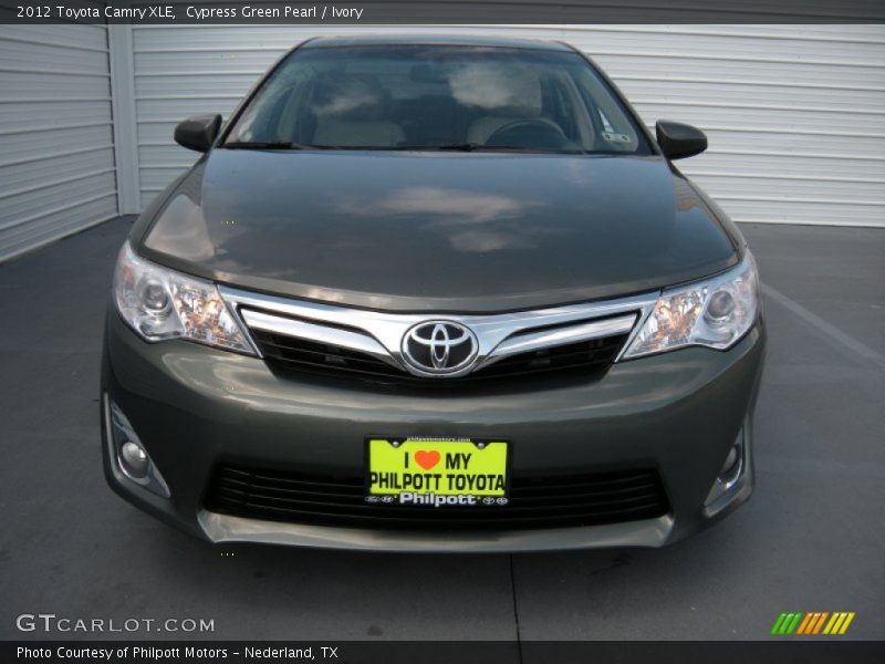 Cypress Green Pearl / Ivory 2012 Toyota Camry XLE