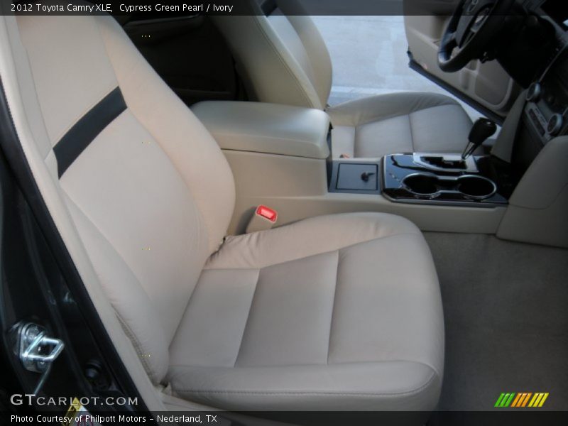 Cypress Green Pearl / Ivory 2012 Toyota Camry XLE
