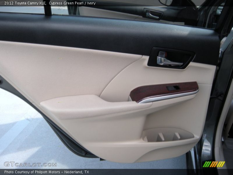 Cypress Green Pearl / Ivory 2012 Toyota Camry XLE