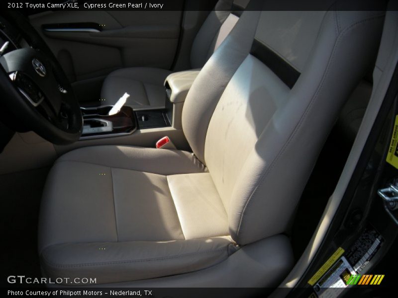Cypress Green Pearl / Ivory 2012 Toyota Camry XLE