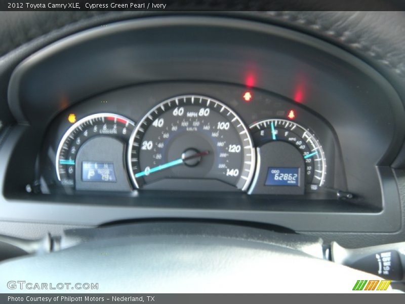 Cypress Green Pearl / Ivory 2012 Toyota Camry XLE