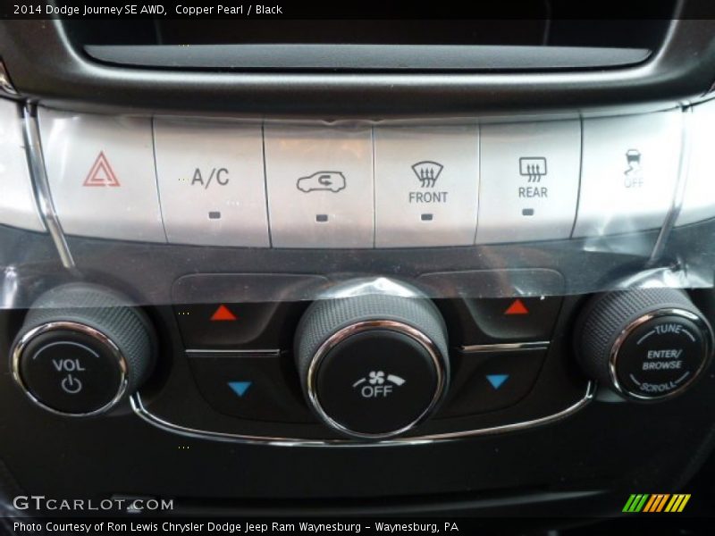 Controls of 2014 Journey SE AWD