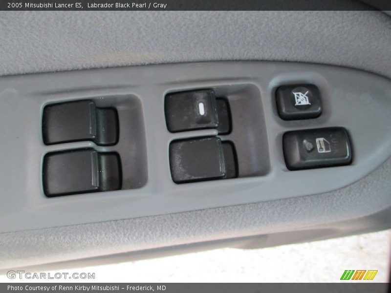 Labrador Black Pearl / Gray 2005 Mitsubishi Lancer ES