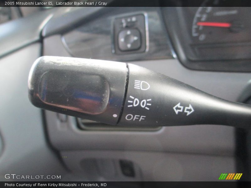 Labrador Black Pearl / Gray 2005 Mitsubishi Lancer ES