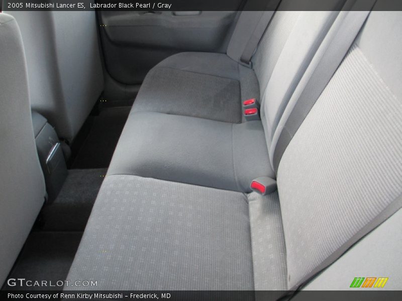 Labrador Black Pearl / Gray 2005 Mitsubishi Lancer ES