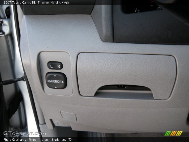 Titanium Metallic / Ash 2007 Toyota Camry SE