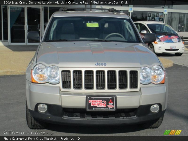 Light Graystone Pearl / Medium Khaki/Dark Khaki 2009 Jeep Grand Cherokee Laredo 4x4