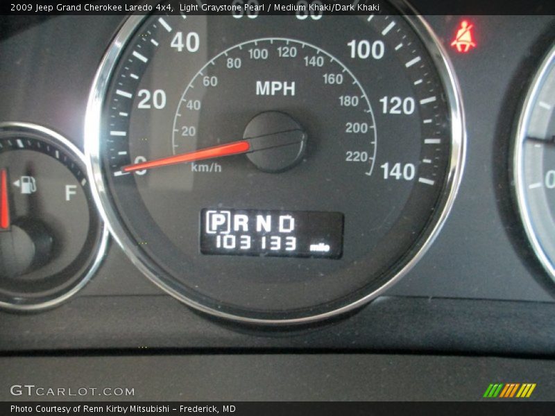 Light Graystone Pearl / Medium Khaki/Dark Khaki 2009 Jeep Grand Cherokee Laredo 4x4