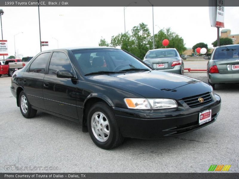 Black / Oak 1999 Toyota Camry CE