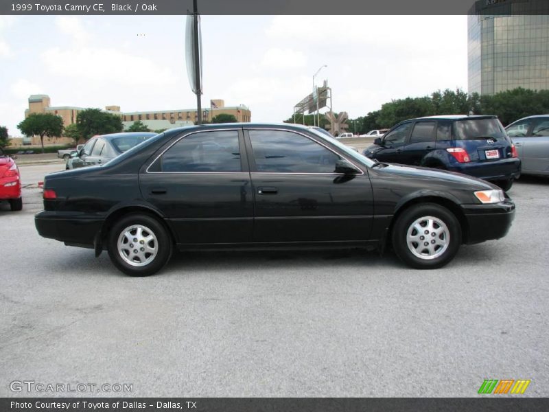 Black / Oak 1999 Toyota Camry CE
