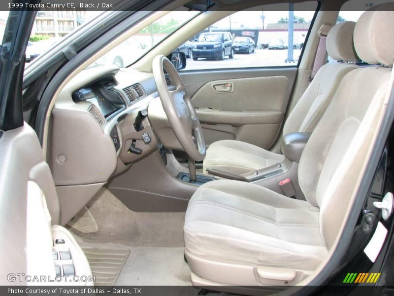 Black / Oak 1999 Toyota Camry CE