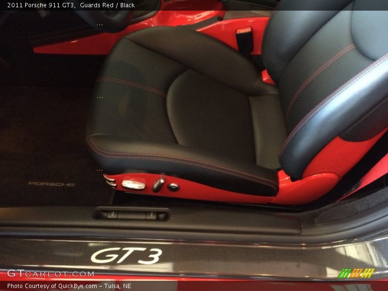 Front Seat of 2011 911 GT3