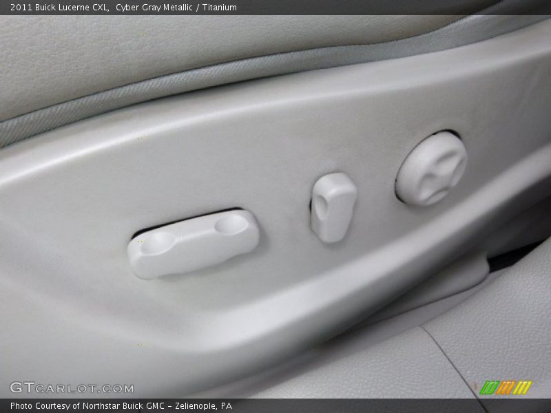 Cyber Gray Metallic / Titanium 2011 Buick Lucerne CXL