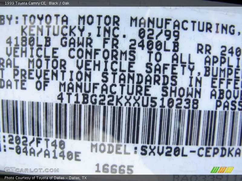 Black / Oak 1999 Toyota Camry CE