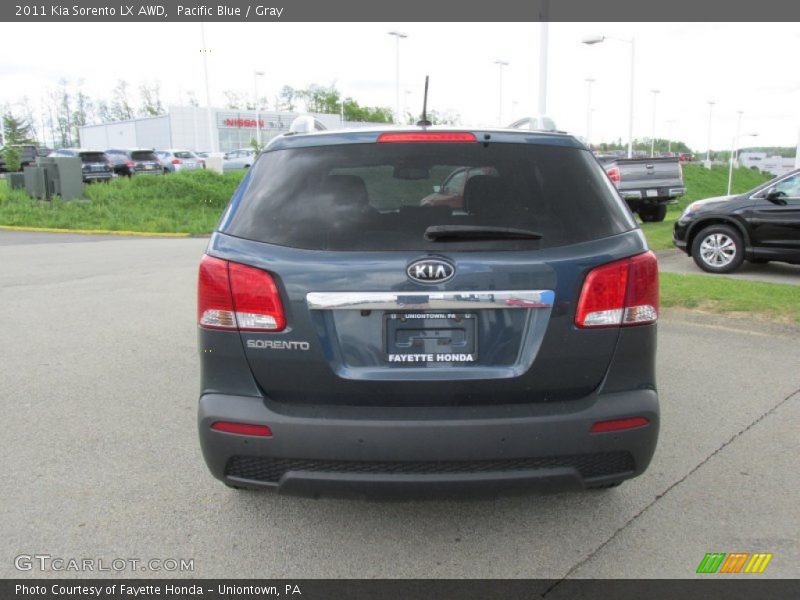 Pacific Blue / Gray 2011 Kia Sorento LX AWD