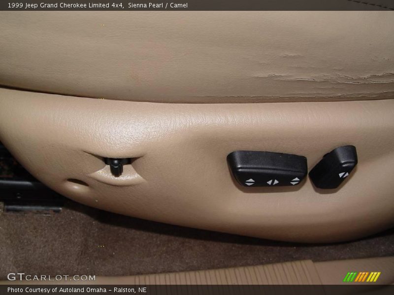 Sienna Pearl / Camel 1999 Jeep Grand Cherokee Limited 4x4