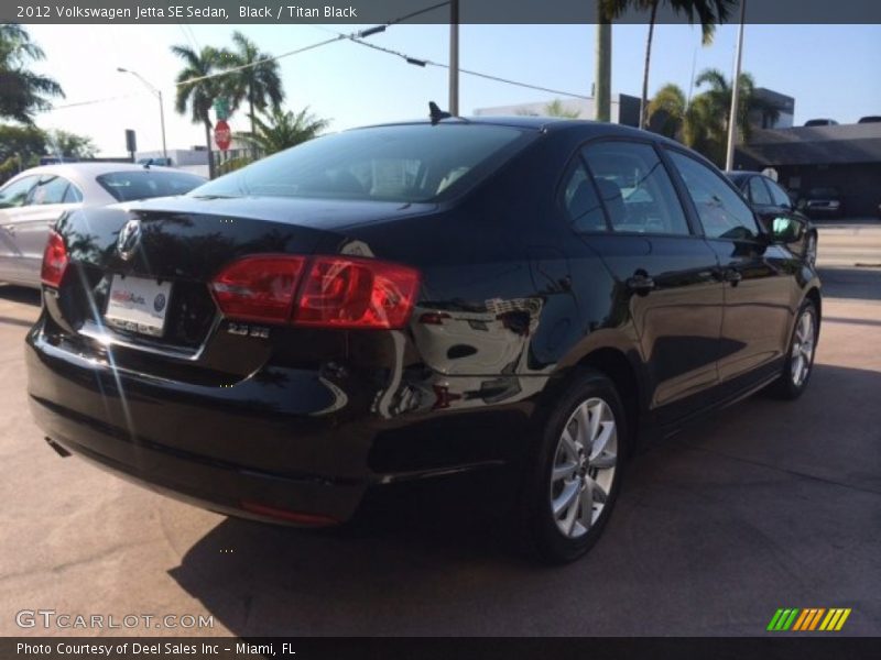 Black / Titan Black 2012 Volkswagen Jetta SE Sedan