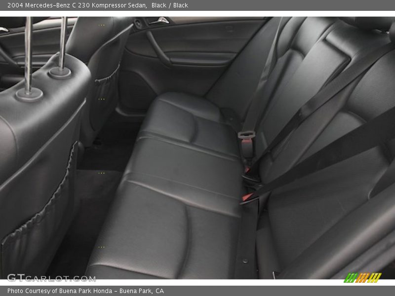 Black / Black 2004 Mercedes-Benz C 230 Kompressor Sedan