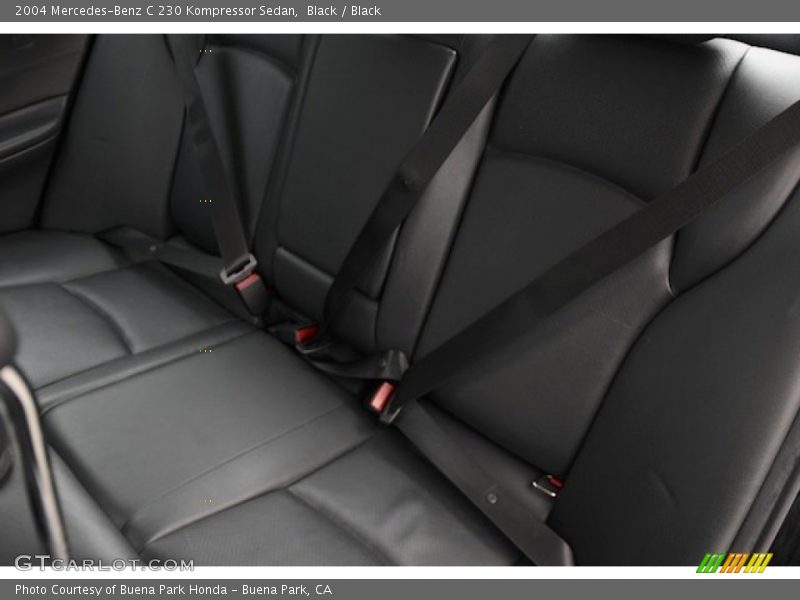 Black / Black 2004 Mercedes-Benz C 230 Kompressor Sedan