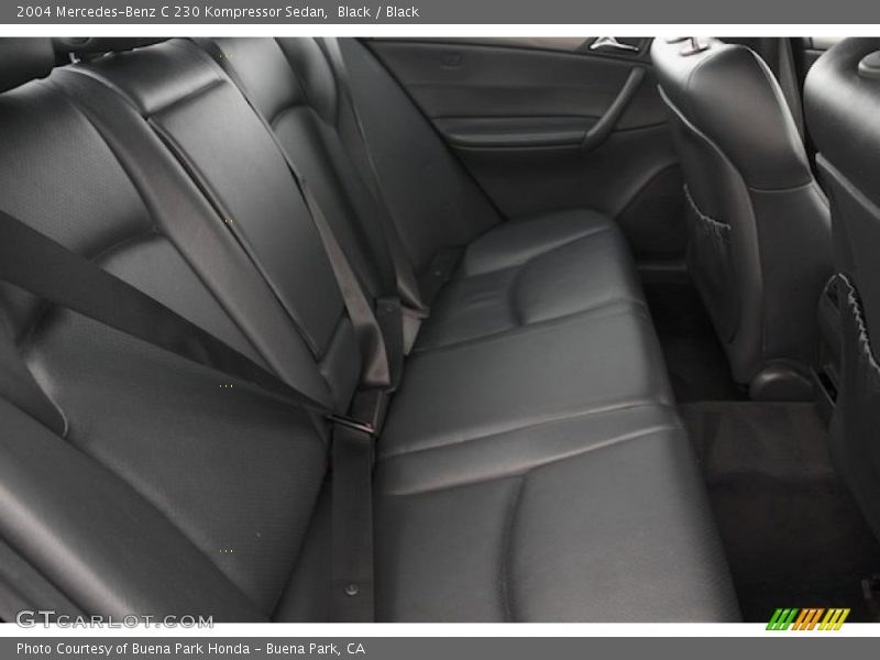 Black / Black 2004 Mercedes-Benz C 230 Kompressor Sedan