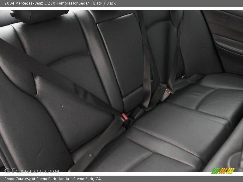 Black / Black 2004 Mercedes-Benz C 230 Kompressor Sedan