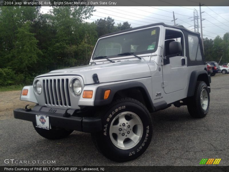 Bright Silver Metallic / Dark Slate Gray 2004 Jeep Wrangler SE 4x4