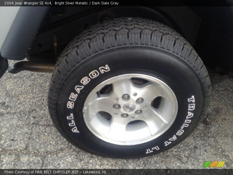 Bright Silver Metallic / Dark Slate Gray 2004 Jeep Wrangler SE 4x4