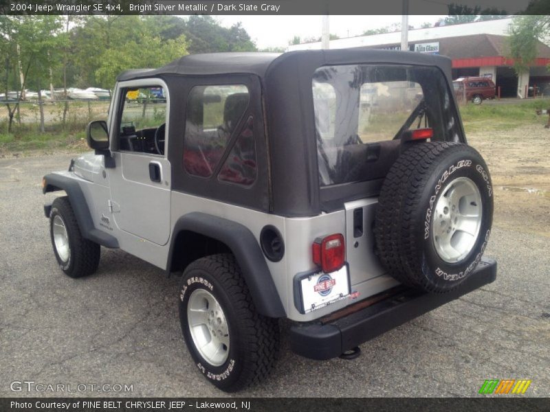 Bright Silver Metallic / Dark Slate Gray 2004 Jeep Wrangler SE 4x4