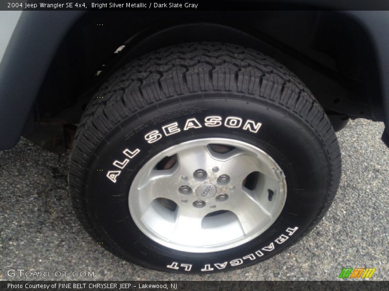 Bright Silver Metallic / Dark Slate Gray 2004 Jeep Wrangler SE 4x4