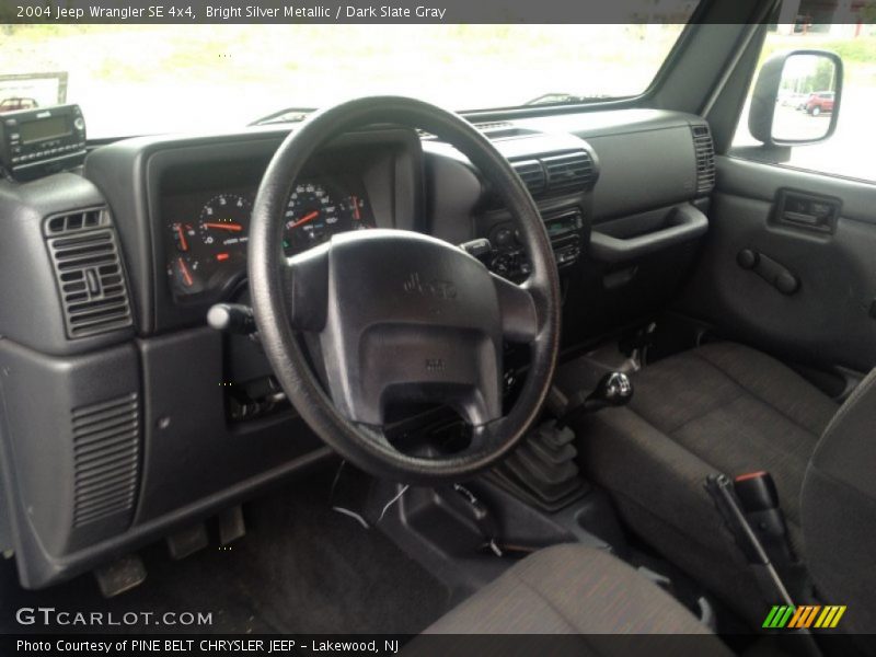 Bright Silver Metallic / Dark Slate Gray 2004 Jeep Wrangler SE 4x4