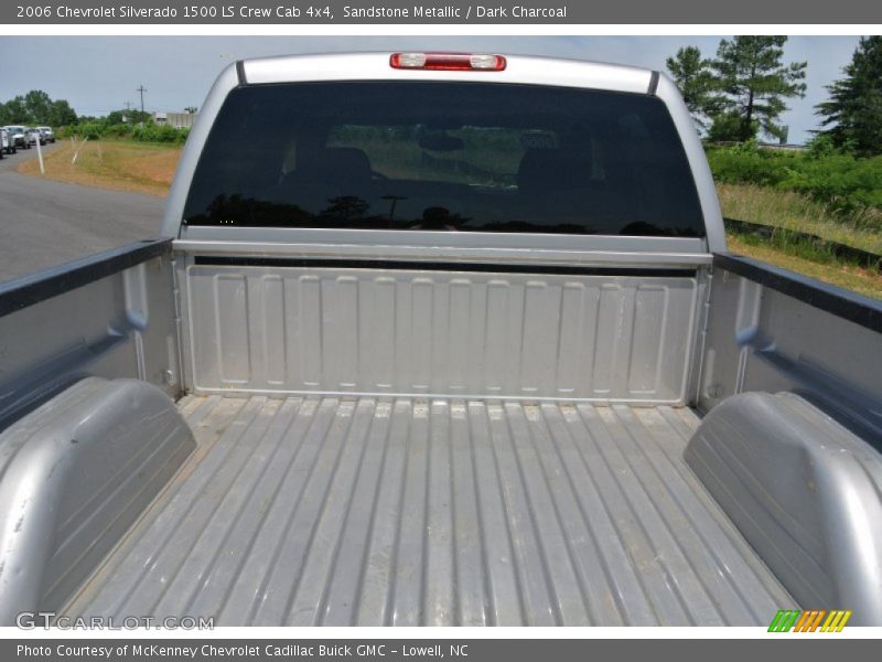 Sandstone Metallic / Dark Charcoal 2006 Chevrolet Silverado 1500 LS Crew Cab 4x4