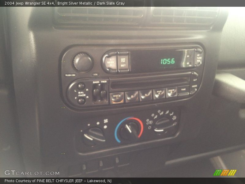 Bright Silver Metallic / Dark Slate Gray 2004 Jeep Wrangler SE 4x4