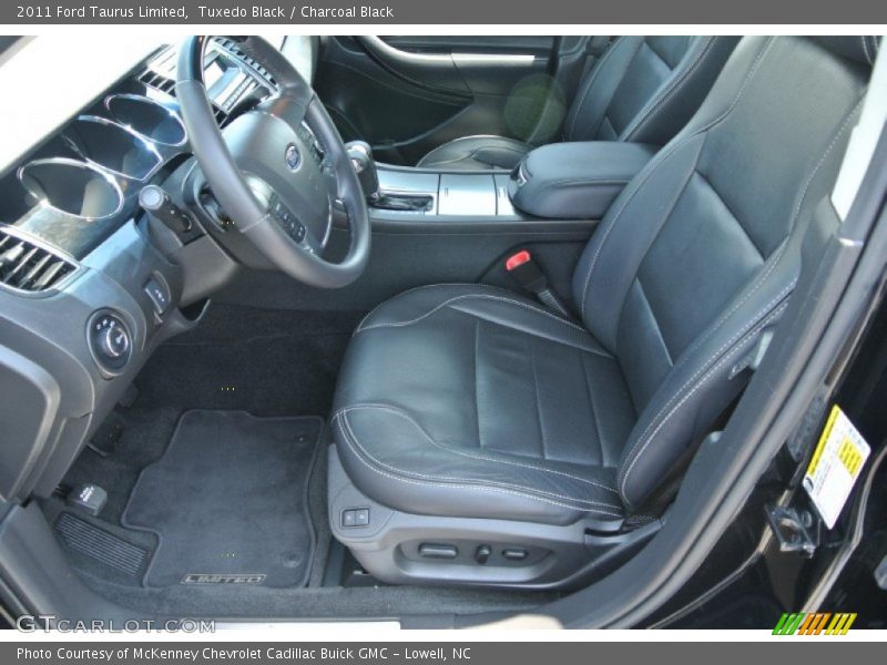 Tuxedo Black / Charcoal Black 2011 Ford Taurus Limited