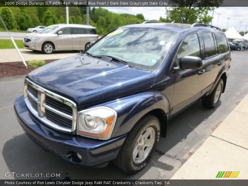 Front 3/4 View of 2006 Durango SLT HEMI 4x4