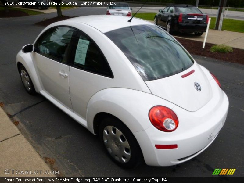 Candy White / Black 2010 Volkswagen New Beetle 2.5 Coupe