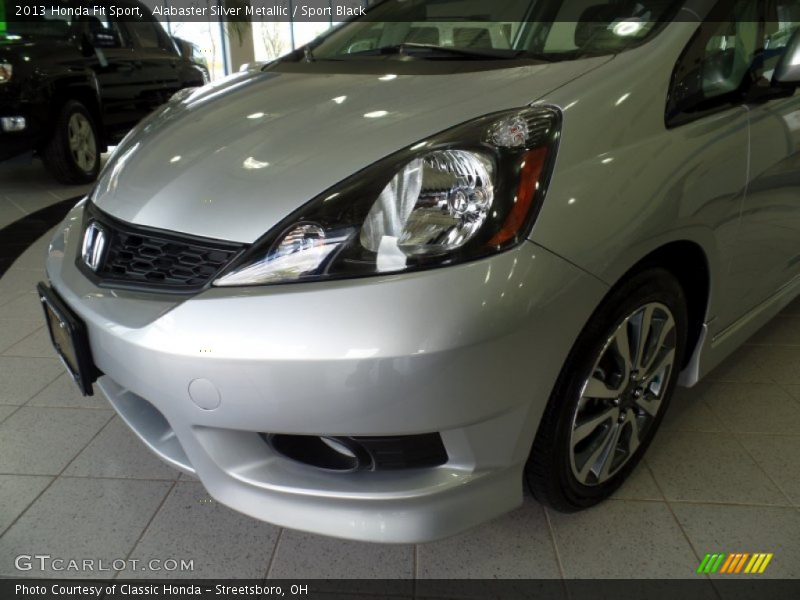 Alabaster Silver Metallic / Sport Black 2013 Honda Fit Sport