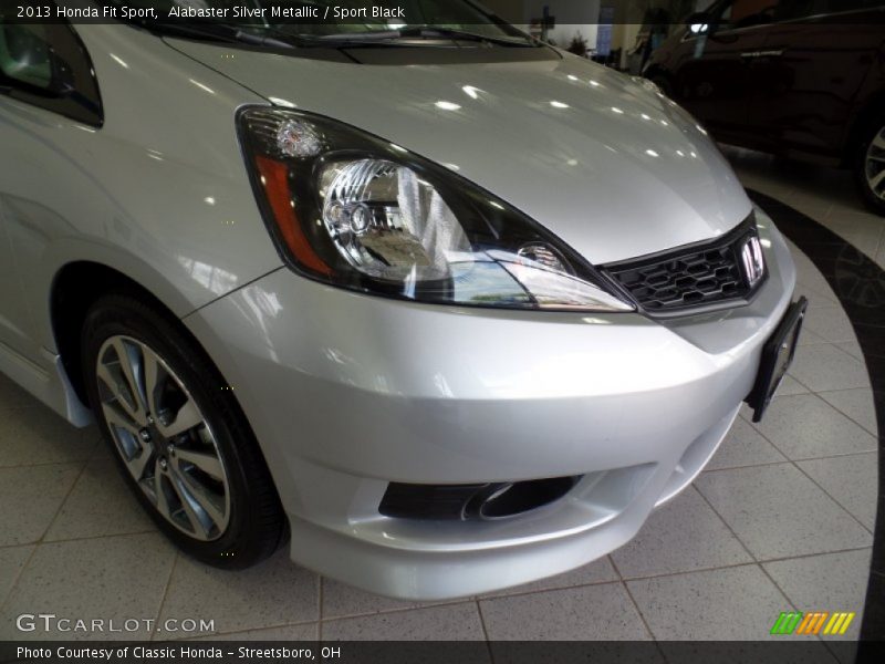 Alabaster Silver Metallic / Sport Black 2013 Honda Fit Sport
