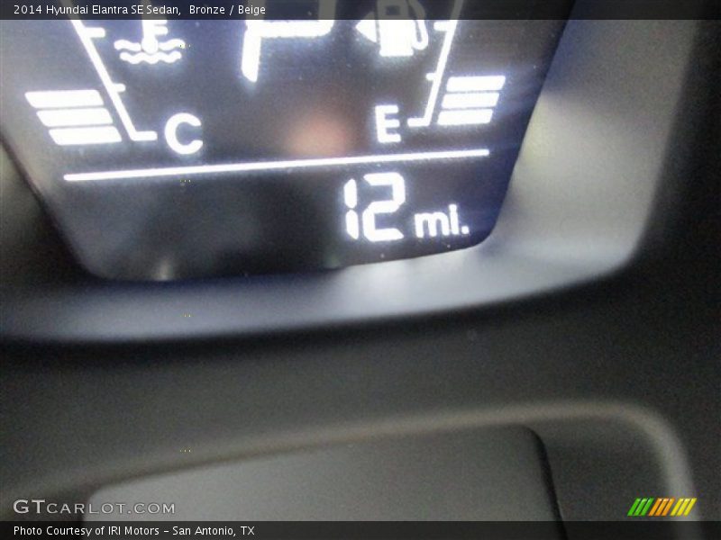 Bronze / Beige 2014 Hyundai Elantra SE Sedan