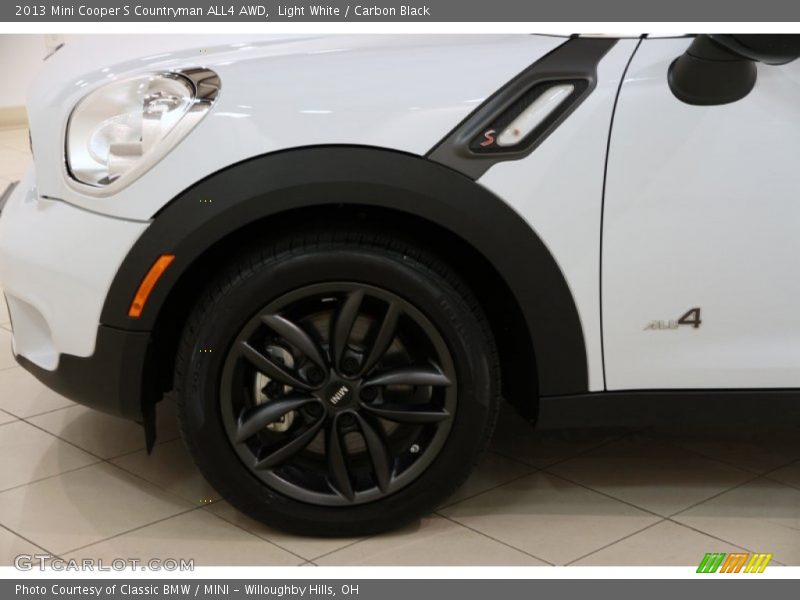 Light White / Carbon Black 2013 Mini Cooper S Countryman ALL4 AWD